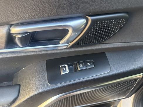 Used 2021 Kia Telluride SX w/ SX Prestige Package image 30