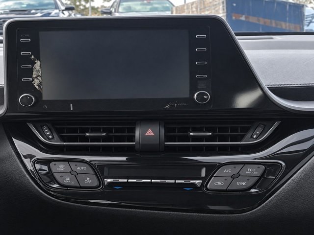 Used 2020 Toyota C-HR LE FWD image 9