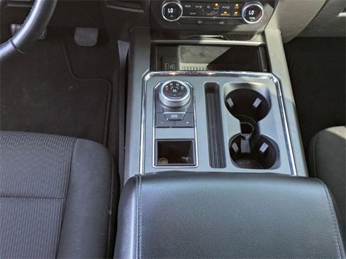 Used 2021 Ford Expedition XLT image 21