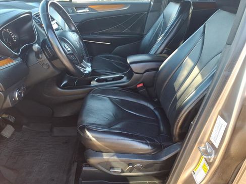 Used 2018 Lincoln MKC Reserve w/ Lincoln MKC Climate Package image 22