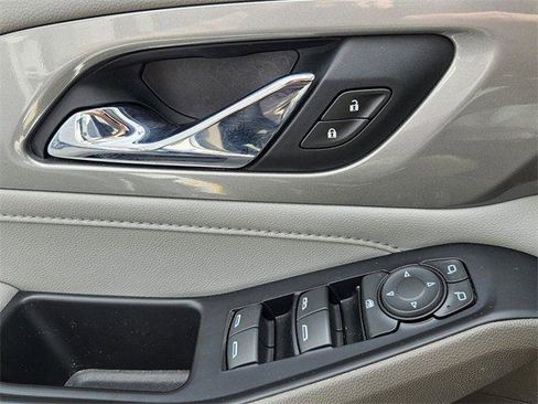 Certified 2021 Chevrolet Traverse LT w/ LT Premium Package image 19