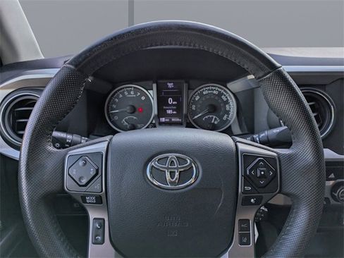 Used 2019 Toyota Tacoma SR5 image 28