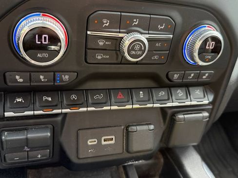 Used 2021 GMC Sierra 1500 Denali w/ Denali Ultimate Package AWD/4WD image 20