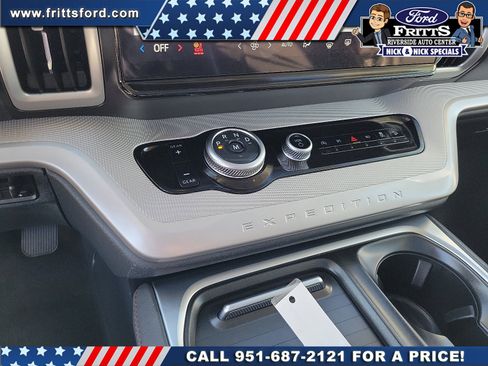 Certified 2025 Ford Expedition Active image 9