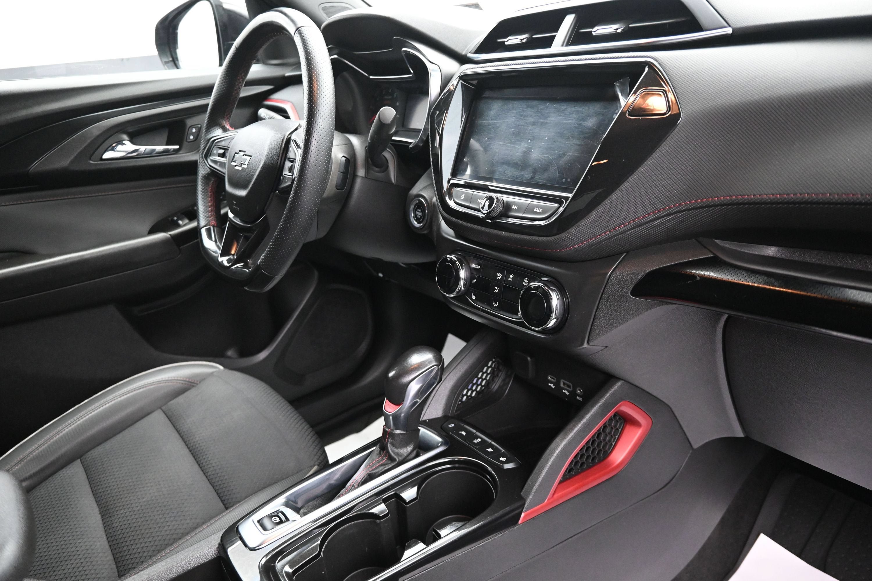 Certified 2023 Chevrolet TrailBlazer RS w/ Convenience Package FWD image 30