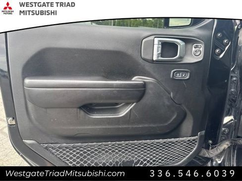 Used 2021 Jeep Gladiator Sport AWD/4WD image 7