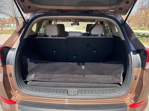 Used 2016 Hyundai Tucson SE image 15