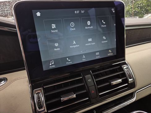 Used 2019 Lincoln Navigator Reserve AWD/4WD image 9