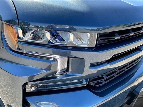 Used 2021 Chevrolet Silverado 1500 RST AWD/4WD image 29