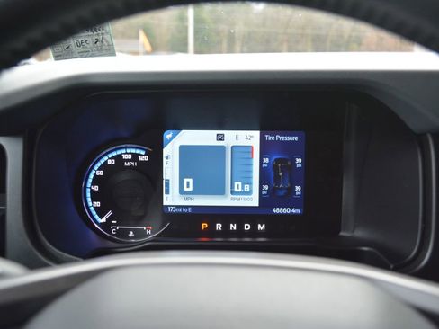 Used 2023 Ford Bronco Black Diamond w/ Sasquatch Package image 12