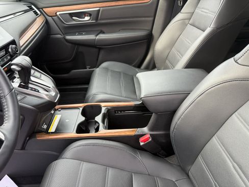 Used 2022 Honda CR-V Touring image 19