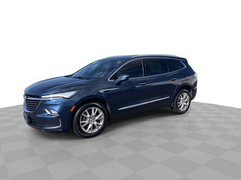 Used 2023 Buick Enclave Essence w/ Experience Buick Package AWD/4WD image 4