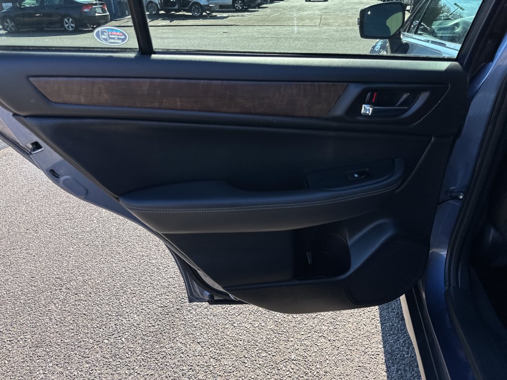 Used 2017 Subaru Outback 2.5i Limited AWD/4WD image 15