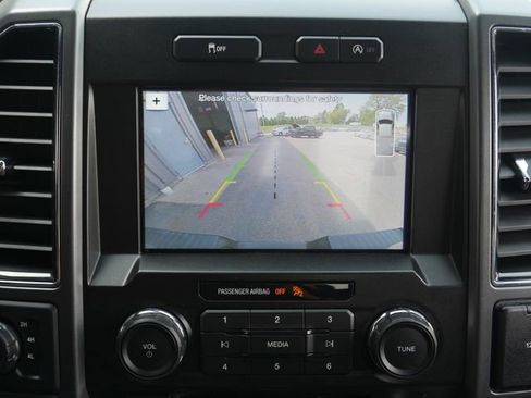 Used 2018 Ford F150 XLT w/ Equipment Group 302A Luxury AWD/4WD image 5