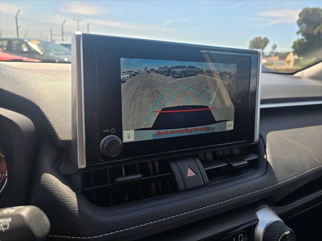 Used 2024 Toyota RAV4 XLE FWD image 28