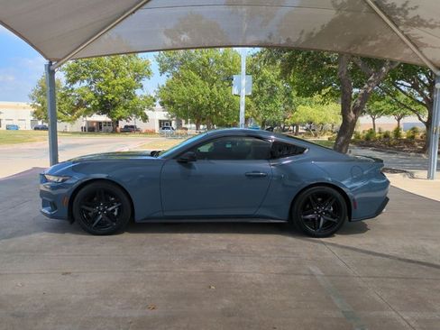 Used 2024 Ford Mustang Premium RWD image 9