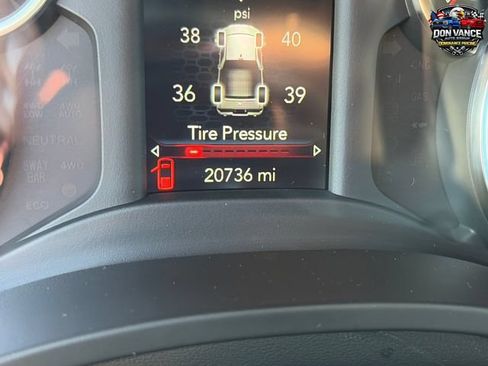 Used 2023 RAM 1500 Big Horn AWD/4WD image 16