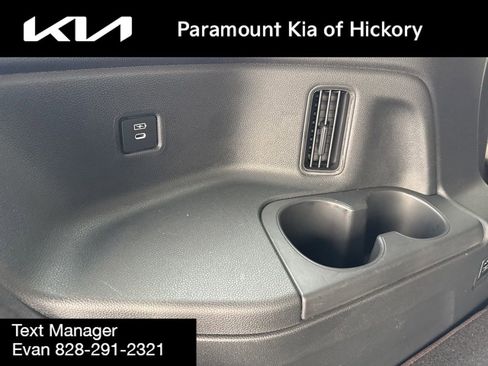 Used 2025 Honda Pilot Elite image 13