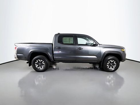 Used 2023 Toyota Tacoma TRD Off-Road image 9