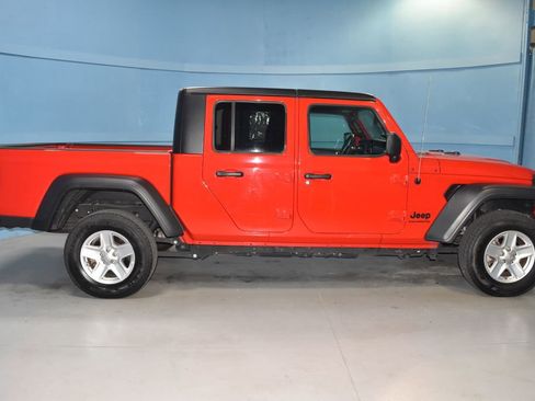 Used 2023 Jeep Gladiator Sport image 20