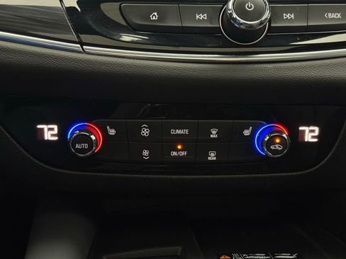 Used 2023 Buick Enclave Essence w/ Experience Buick Package image 32