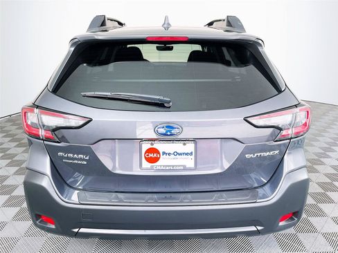 Certified 2025 Subaru Outback Premium AWD/4WD image 9