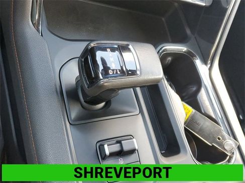 Used 2022 GMC Sierra 1500 AT4 w/ Technology Package image 16