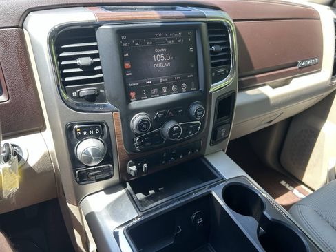 Used 2015 RAM 1500 Laramie AWD/4WD image 24
