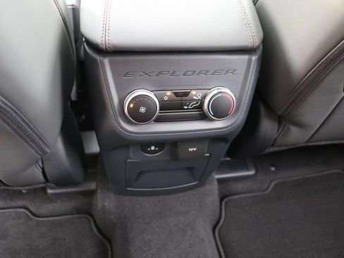 New 2026 Ford Explorer Active w/ Active Comfort Package AWD/4WD image 17