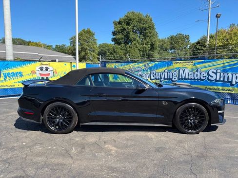 Used 2019 Ford Mustang GT Premium w/ GT Performance Package RWD image 2