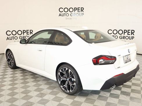 New 2025 BMW 230i xDrive Coupe w/ Premium Package image 23