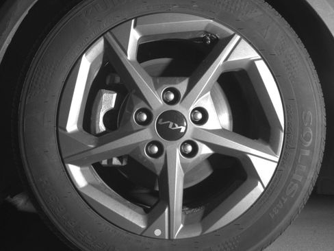 Used 2025 Kia K4 LXS image 12