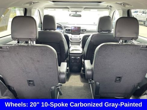 Used 2024 Ford Explorer XLT w/ Equipment Group 202A AWD/4WD image 31