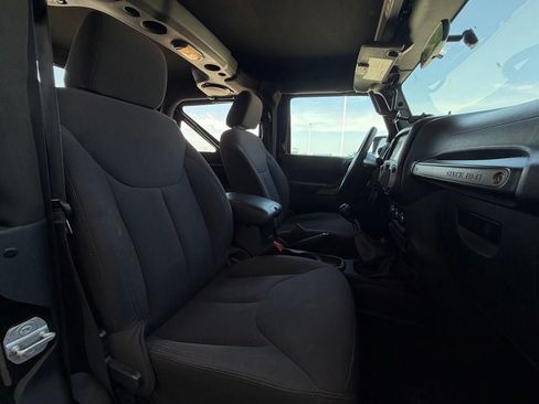 Used 2014 Jeep Wrangler Sport AWD/4WD image 24