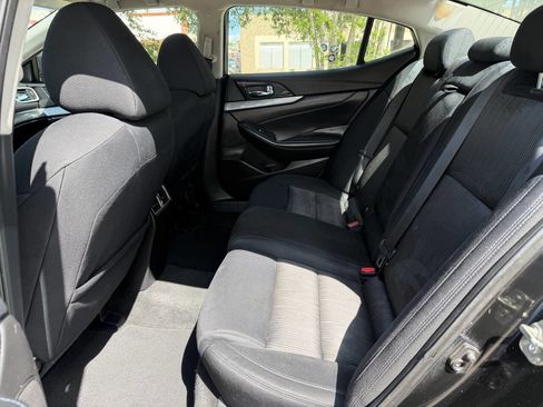 Used 2016 Nissan Maxima 3.5 S image 11