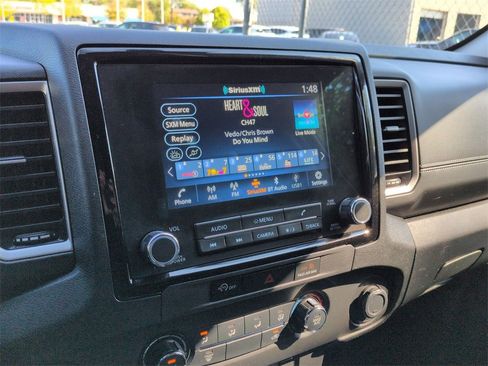Used 2024 Nissan Frontier SV w/ Technology Package image 12