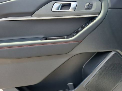 New 2026 Ford Explorer ST-Line w/ ST-Line Street Pack RWD image 12