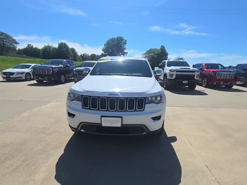 Used 2021 Jeep Grand Cherokee Limited AWD/4WD image 4
