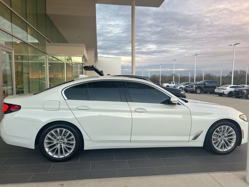 Used 2021 BMW 530i w/ Convenience Package image 10