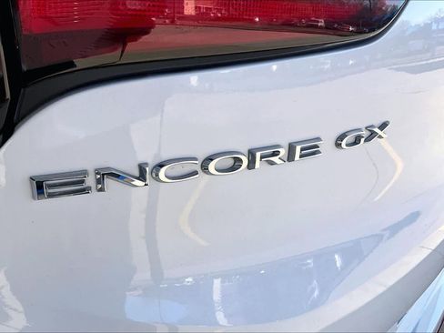 Used 2023 Buick Encore GX Select w/ Sport Touring Package image 31