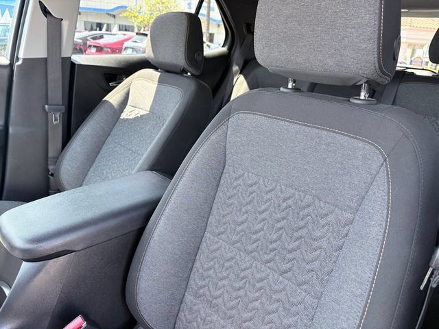 Used 2024 Chevrolet Equinox LT FWD image 10