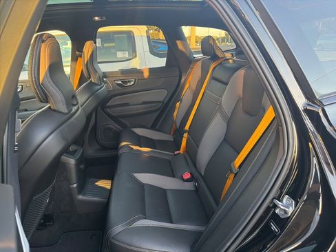 Used 2021 Volvo XC60 T8 Polestar w/ Protection Package Premier image 11