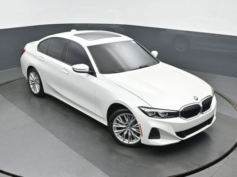 Used 2023 BMW 330i xDrive Sedan w/ Driving Assistance Package AWD/4WD image 33