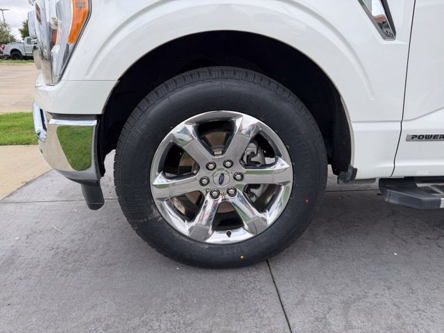 Certified 2021 Ford F150 Lariat RWD image 4