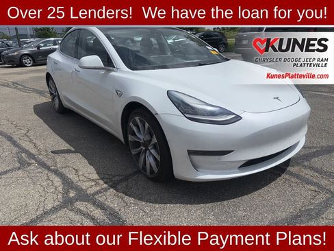 Used 2018 Tesla Model 3 AWD/4WD image 2
