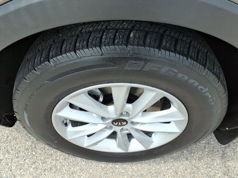 Used 2019 Kia Sorento AWD w/ LX Convenience Package image 10