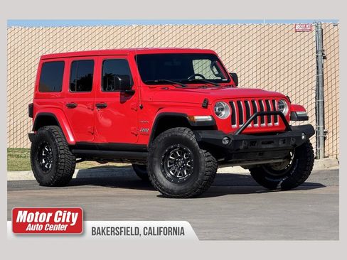 Used 2018 Jeep Wrangler Unlimited Sahara AWD/4WD image 1