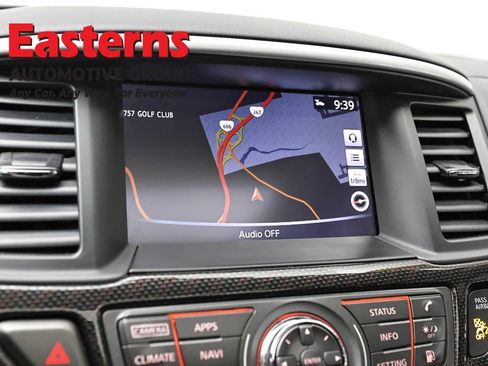 Used 2020 Nissan Pathfinder SL AWD/4WD image 19