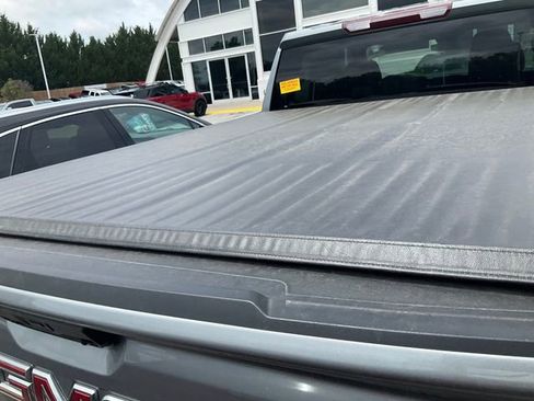 Used 2023 GMC Sierra 1500 Elevation AWD/4WD image 6