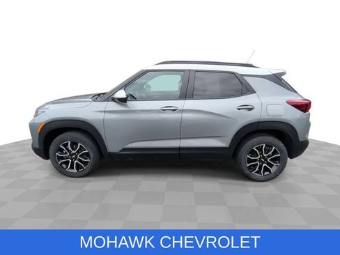 Used 2023 Chevrolet TrailBlazer ACTIV AWD/4WD image 6